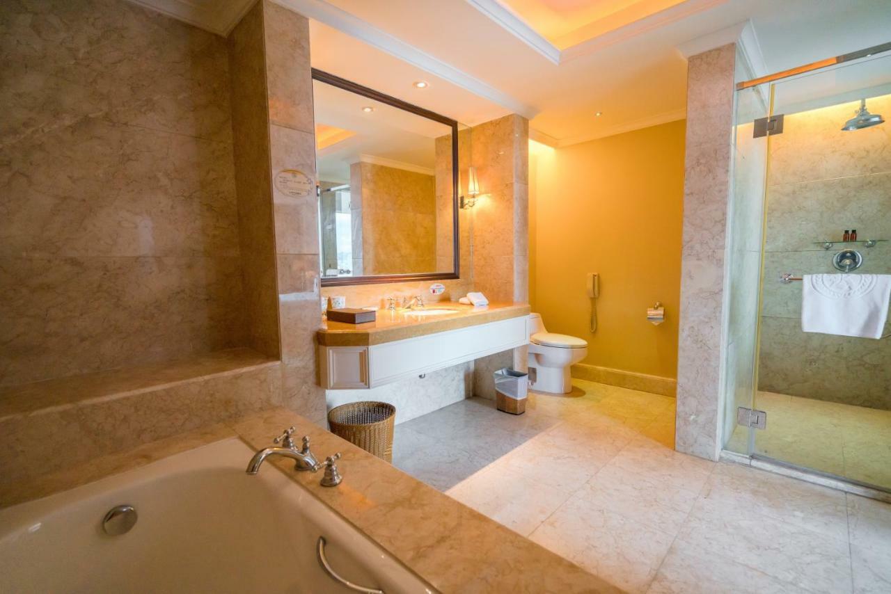 King Century Hotel Csungsan Kültér fotó